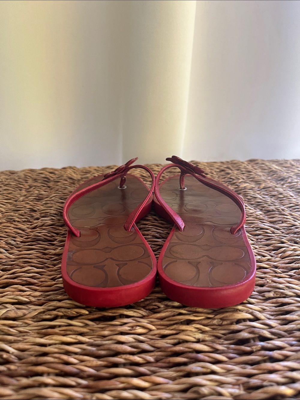 Women's Coach Red Flower Thong Sandals - Picture 4 of 10